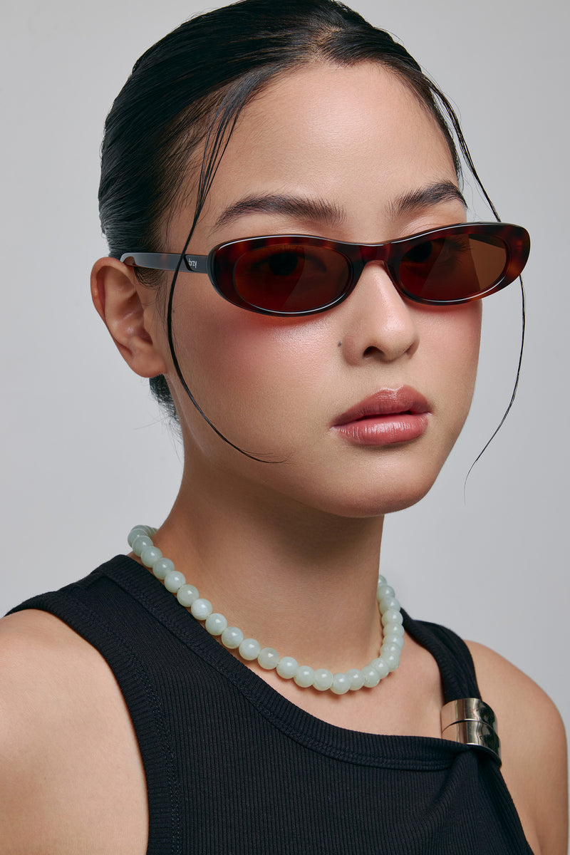 Kennedy Oval Sunglasses | Brown