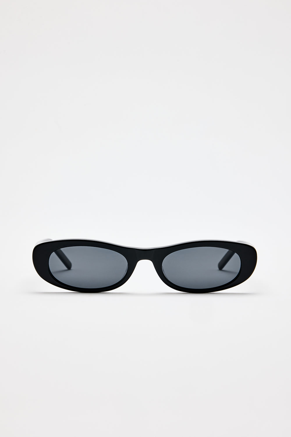 Kennedy Oval Sunglasses | Black